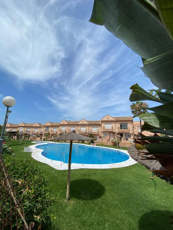Apartamento La Barrosa Chiclana de la Frontera Kültér fotó